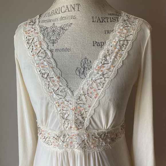 Embellished Mesh Tunic - Picture 2 of 6